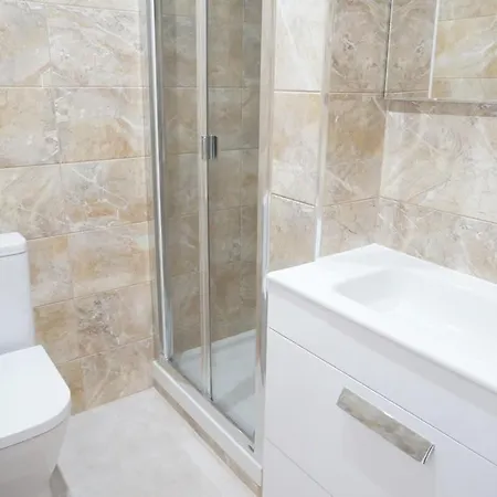Apartment Fuentes De